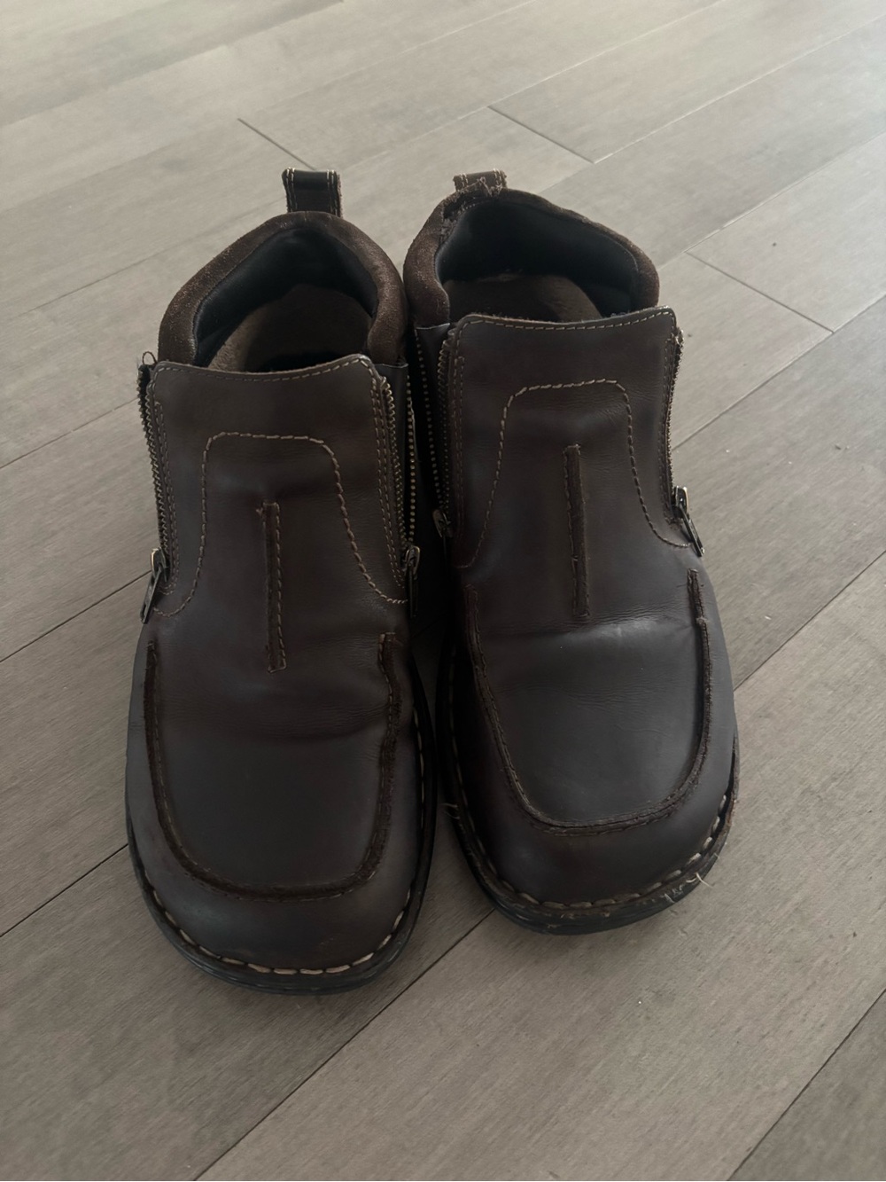 Men’s fall/winter ankle boots with zippers on both sides